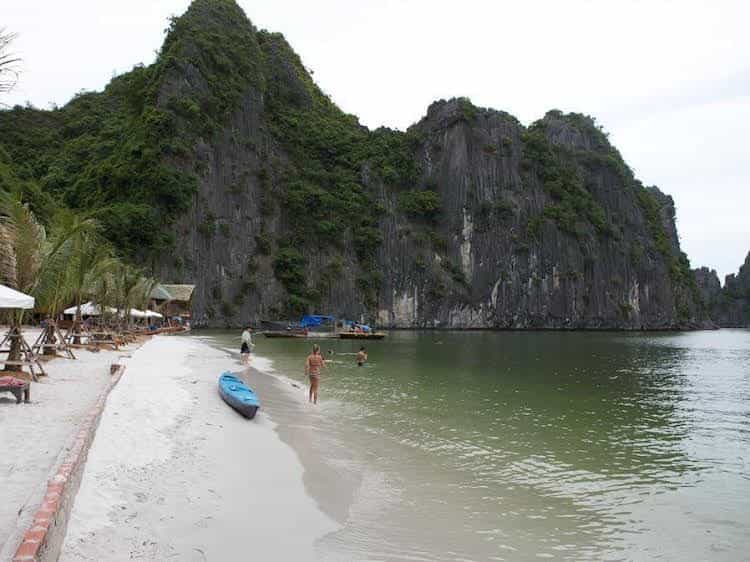 Cat Ba Sandy Beach Resort Cat Ba Sandy Beach Resort