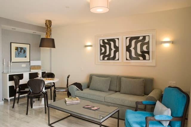SUITE TWO BEDROOMS