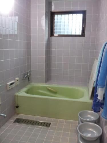 Japanese-Style Single Room with Shared Bathroom