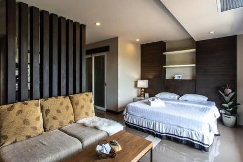 Studio Apartment