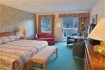 Lodge at Jackson Village1