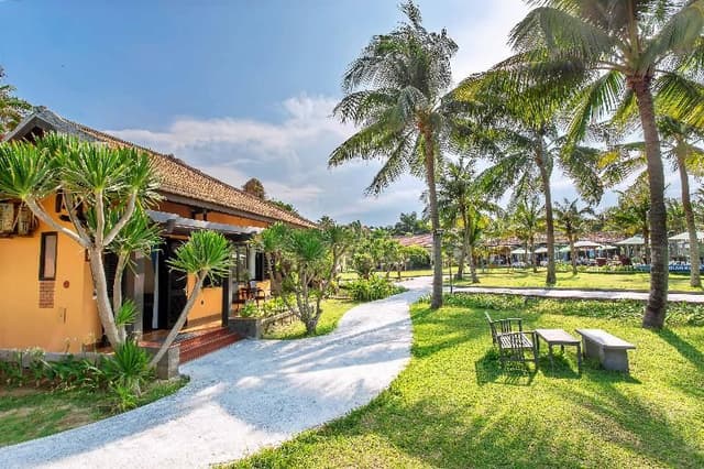 VILLA KING BED ONE BEDROOM