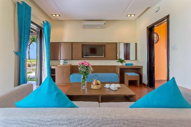 VILLA KING BED ONE BEDROOM