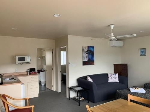 Bks Pohutukawa Lodge1