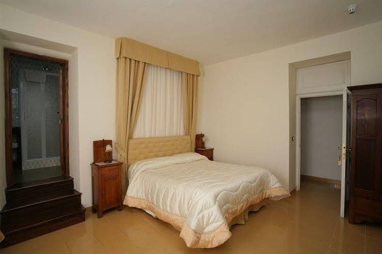 Hotel Roma2