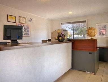 Super 8 Motel3