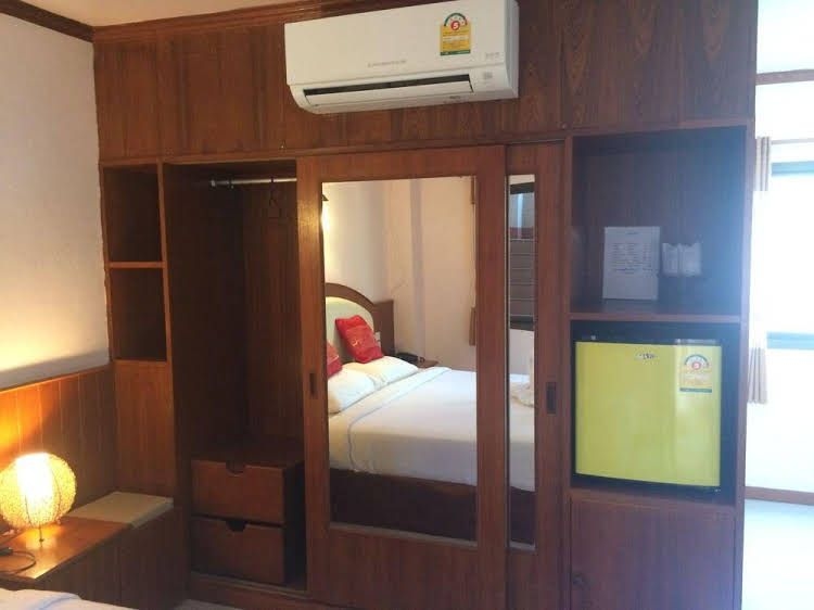 บ้านร่มไม้ (Baan Rom Mai)3