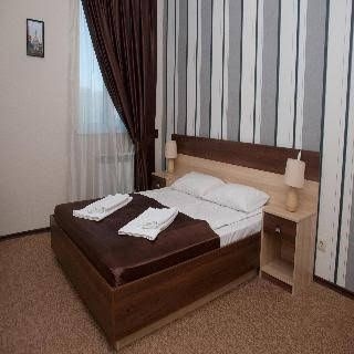Nyvky Plaza Hotel0