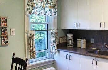 Agincourt Manor B&B Suites Agincourt Manor B&B Suites