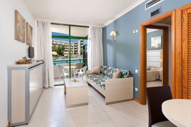 Double or Twin POOL VIEW