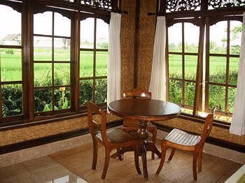 Terang Bulan Cottages0