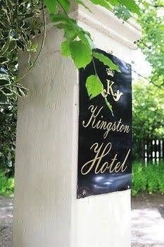 The Kingston Hotel3