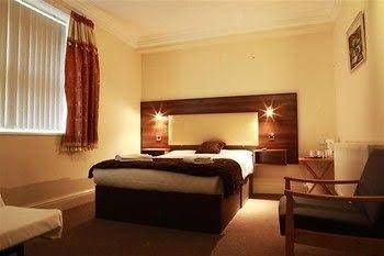 The Kingston Hotel2