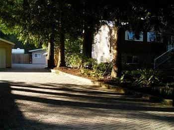 Riverbend Guest House