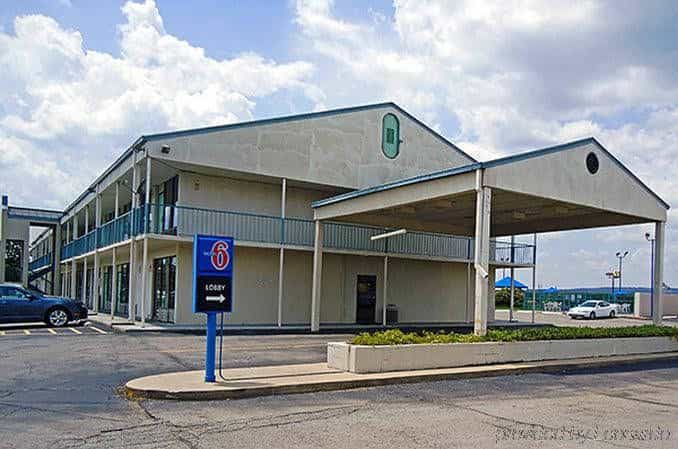 Motel 6 Van Buren