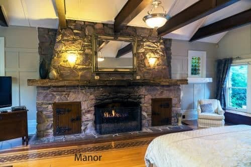 Manor King Suite