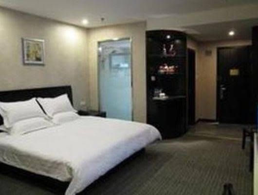 Jitai Hotel (Shanghai Train Station South Square)4