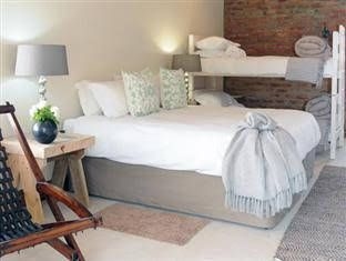A Hilltop Country Retreat1