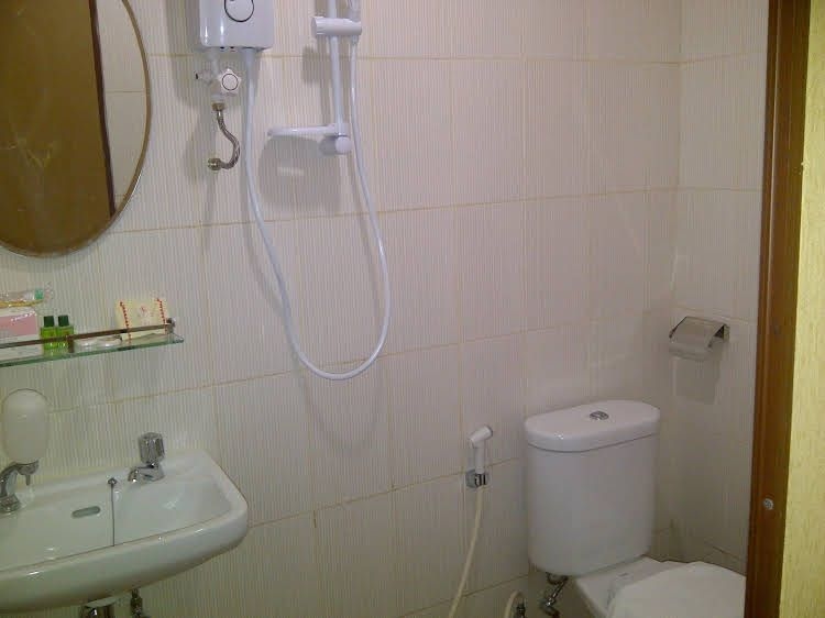โรงแรมรูมะห์ ชินตา (Hotel Rumah Shinta)1