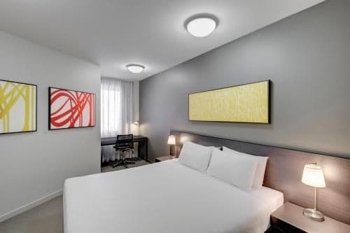 One-Bedroom Apartment with Queen Bed