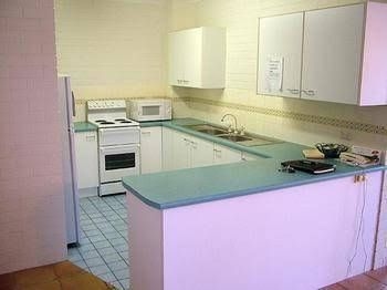 Broadbeach Central Holiday Units2