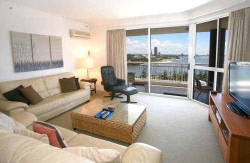 Deluxe Two-Bedroom Apartment