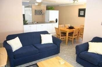 Santa Fe Apartments3