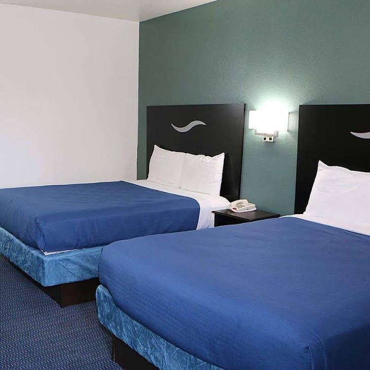 Royal Inn Dallas Northwest2