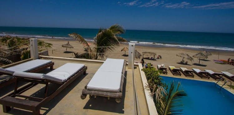 Los Cocos de Vichayito0
