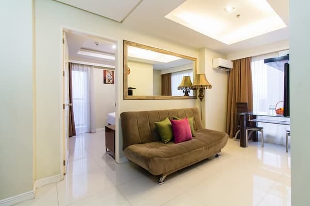 FAMILY ROOM ONE BEDROOM