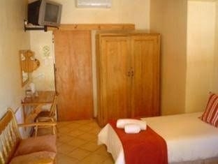 Aan die Oewer Guesthouse1