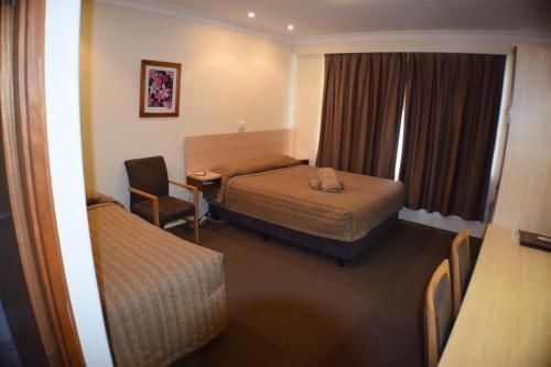 Acacia Motor Inn2