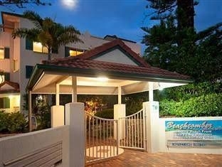 บีชคอมเบอร์ ออน เดอะ สพิท (Beachcomber on the Spit)1
