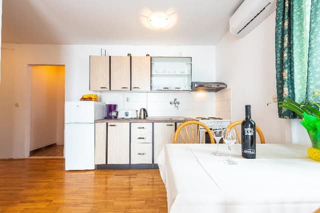 APARTMENT ONE BEDROOM