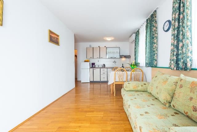APARTMENT ONE BEDROOM
