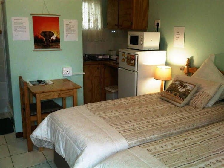 Anabel's Bed & Breakfast0