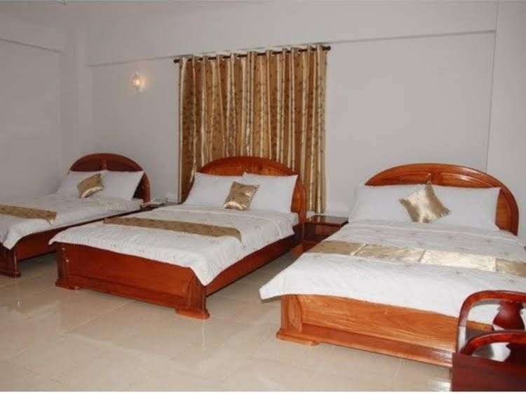 Vu Quy Hotel1