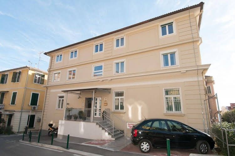Apartments and Rooms Liburnija1