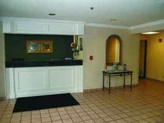 La Quinta Inn & Suites St Louis Maryland Heights