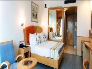 The Esquare Hotel1