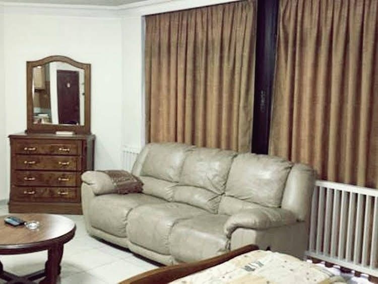 Al Amera Hotel Apartment0