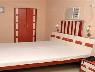 Neeranand Regency - A Pure Vegetarian Boutique Hotel3
