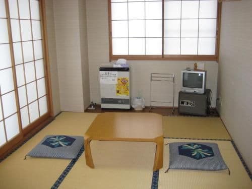 Japanese-Style Twin Room with Shared Bathroom