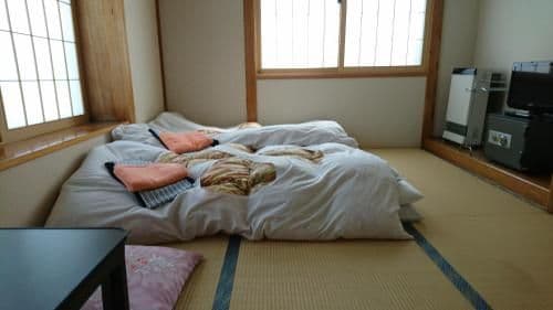 Economy Triple Room with Shared Bathroom