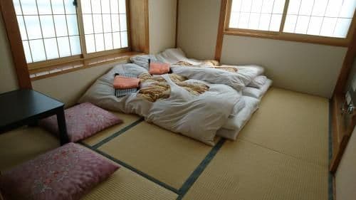 Economy Triple Room with Shared Bathroom
