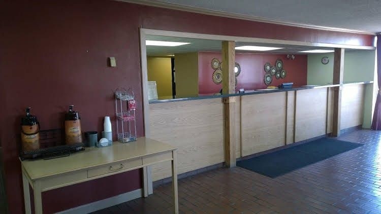 Sunset Inn and Suites4