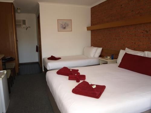 โอลด์ โค้ช มอเตอร์ อินน์ (Old Coach Motor Inn)4