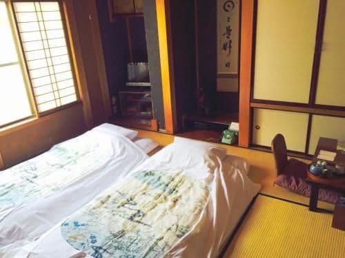 Japanese-Style Twin Room with Private Bathroom