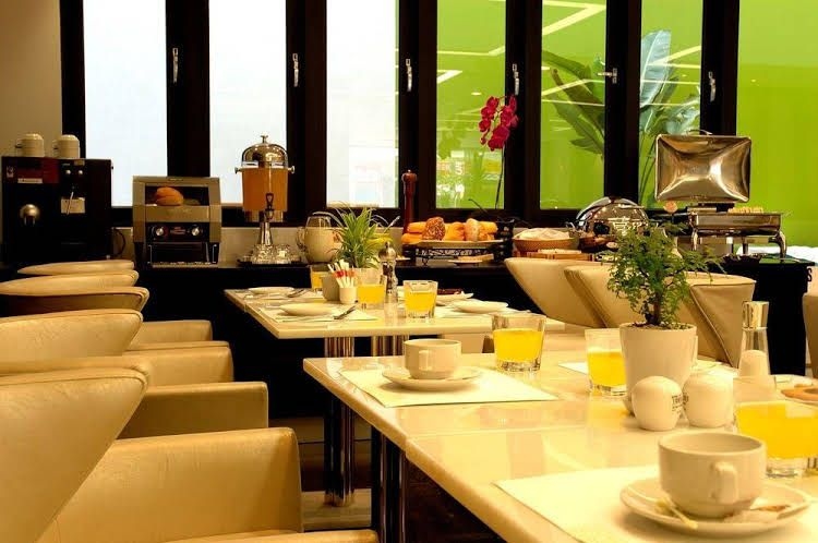คาป๊อกโฮเต็ลแอนด์รีสอร์ท (Kapok Hotel & Resorts)0