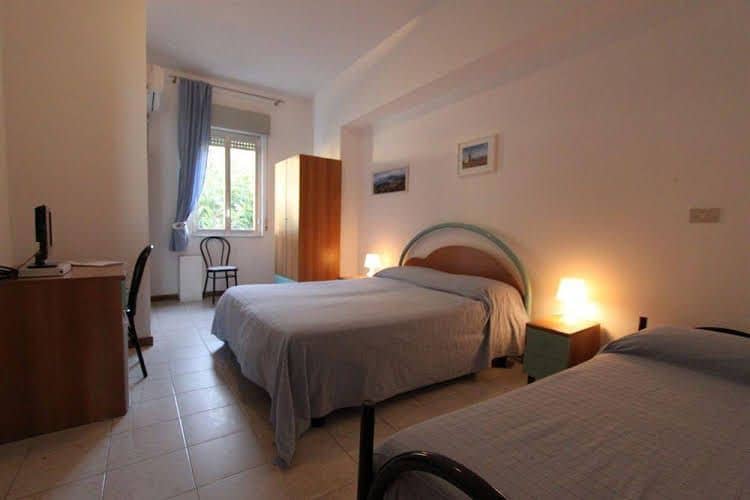 Hotel Ristorante La Scogliera Hotel Ristorante La Scogliera